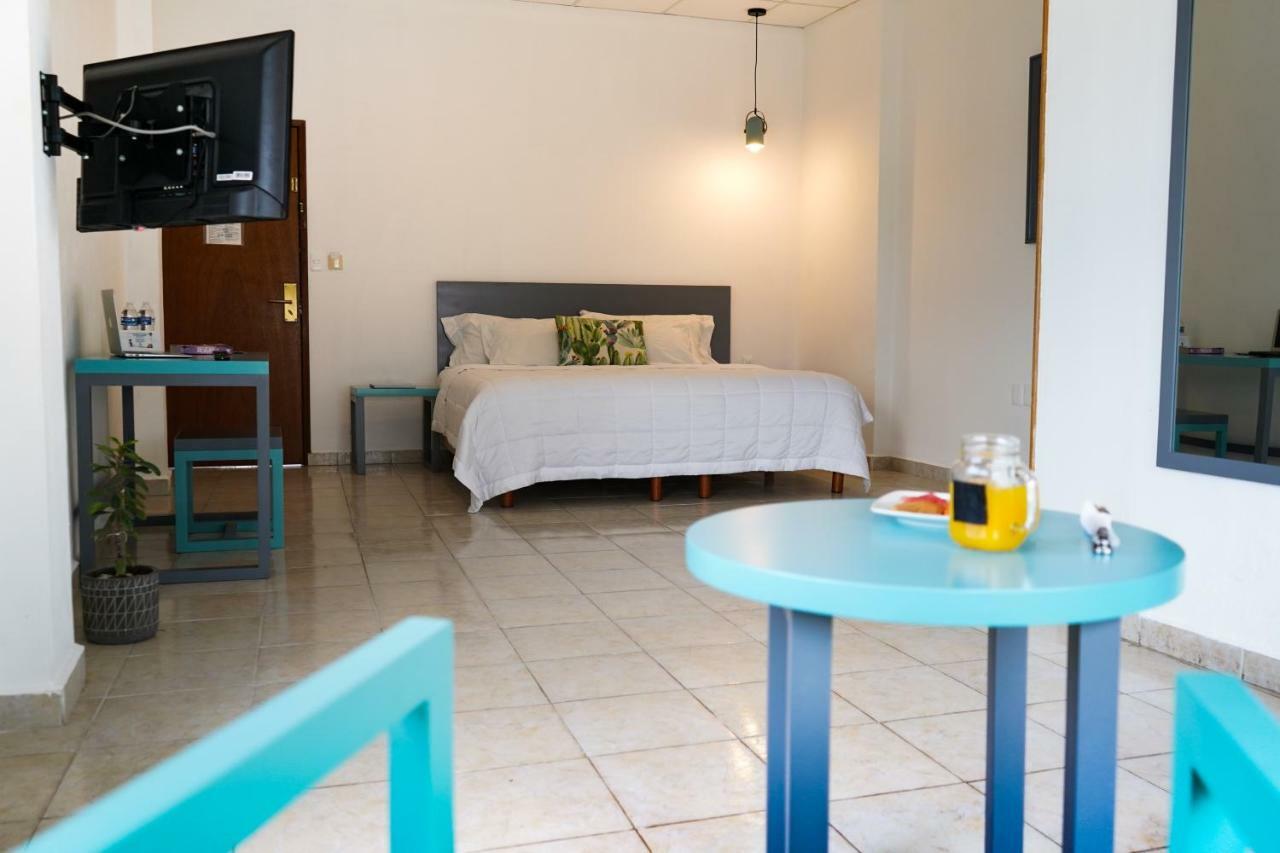 Hotel & Suites Arges - Centro Chetumal Ngoại thất bức ảnh
